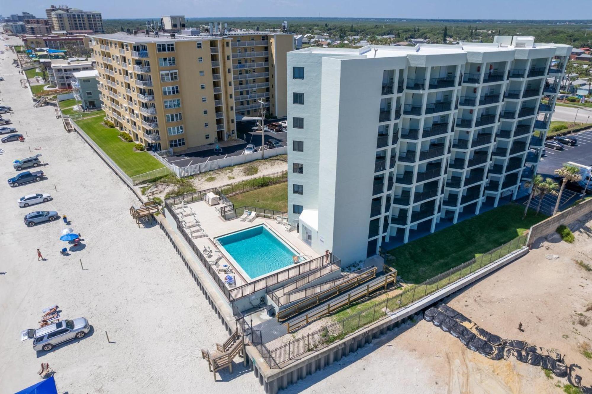 Ocean View With A Beachfront Pool At Ocean Trillium Condo ~ 403 New Smyrna Beach Ngoại thất bức ảnh