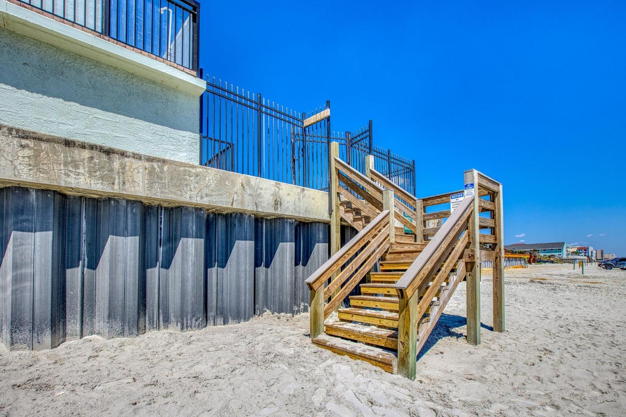 Ocean View With A Beachfront Pool At Ocean Trillium Condo ~ 403 New Smyrna Beach Ngoại thất bức ảnh